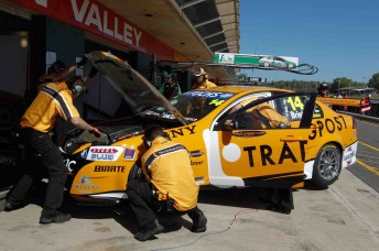 thumb Jason Bright's #14 Trading Post Racing Commodore VE