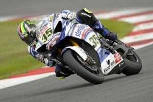 thumb Cal Cratchlow took the GB Superbike double