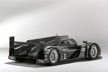 thumb Formula One-style fin is to increase high-speed stability