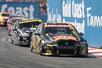thumb The #49 VIP Petfoods Commodore VE leads the pack through the first chicane