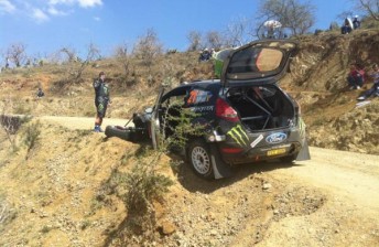 Atkinson-car-out-of-Rally-Mexico