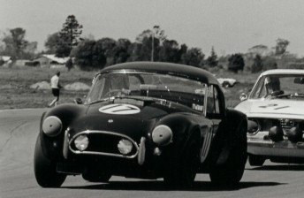 thumb Chris Bowden will drive this Cobra, pictured here with Thorp leads a Alfa GTA at Surfers Paradise in 1967.