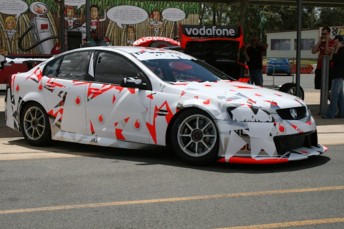 888-022 was used as Triple Eight's Holden test mule ahead of the 2010 season
