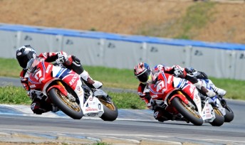 Troy Herfoss (#17) and team-mate Wayne Maxwell at Round 1