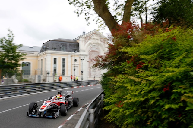 GIlbert on his way to fifth at Pau in the FIA European F3 Championship this year