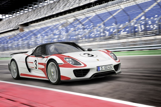Mark Webber will handle Porsche's 918 Spyder hybrid in demo runs at the Australian Grand Prix