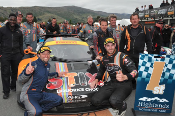 Klark Quinn and Shane van Gisbergen celebrate Highlands 101 victory