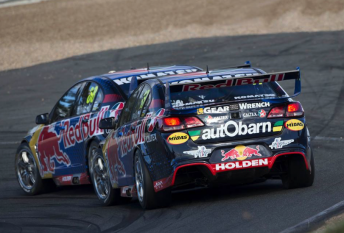 Van Gisbergen pressuring Whincup at Symmons