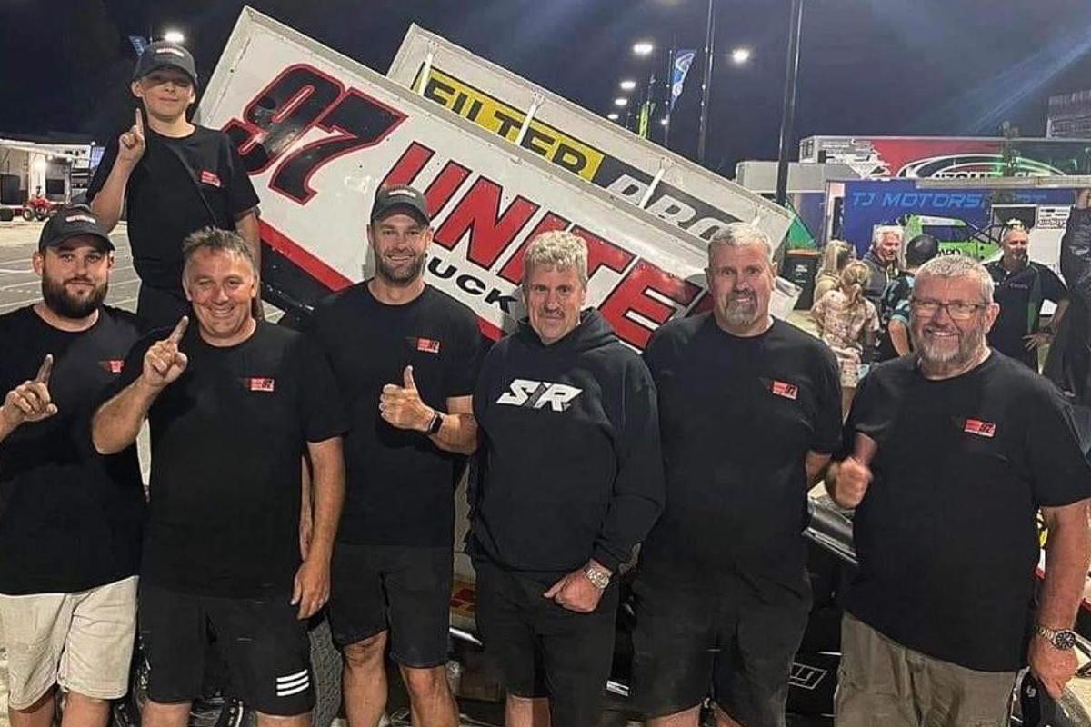 Shane-Van-Gisbergen-claims-maiden-speedway-victory